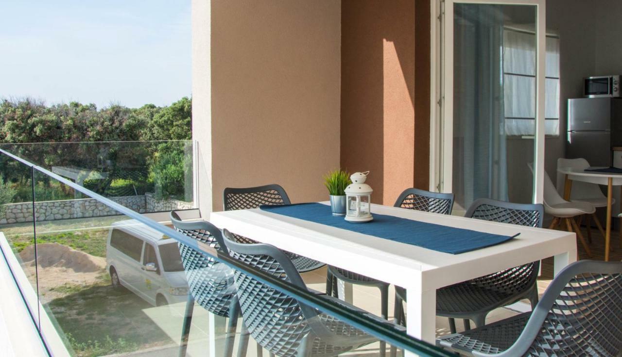 Apartments Melody Мандре Екстер'єр фото