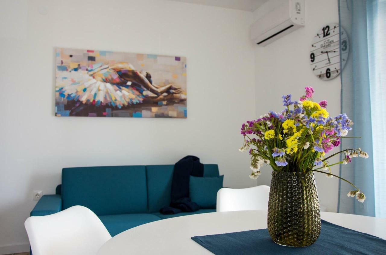 Apartments Melody Мандре Екстер'єр фото
