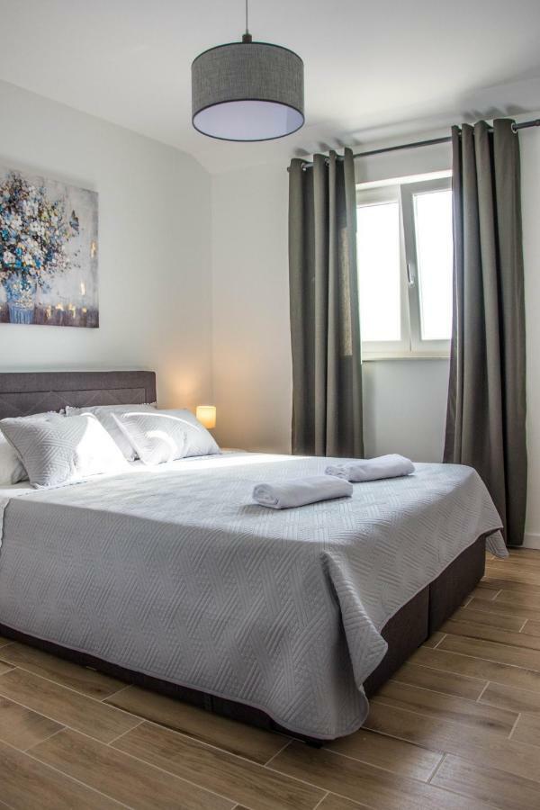 Apartments Melody Мандре Екстер'єр фото